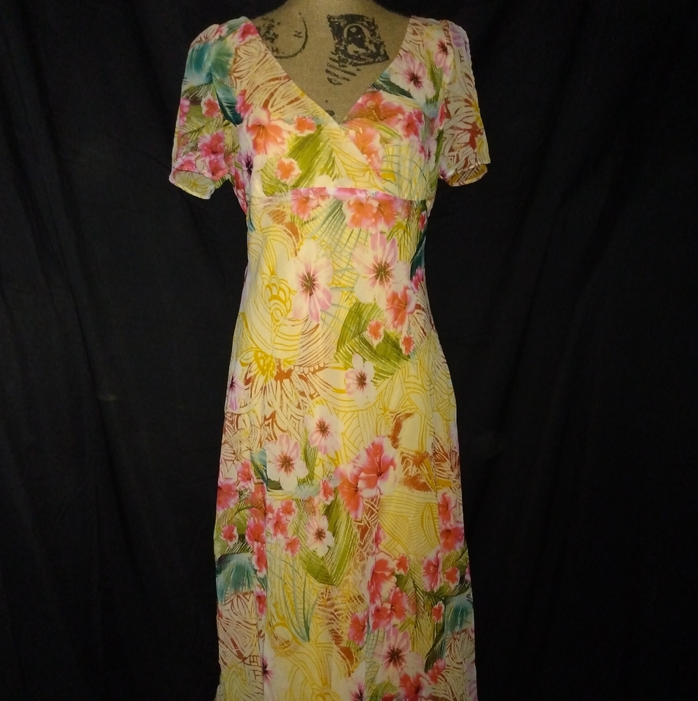 Floral V-neck Dress